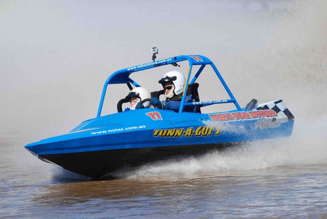 Stunning V8 Superboat final set for Temora © Sean Henshelwood